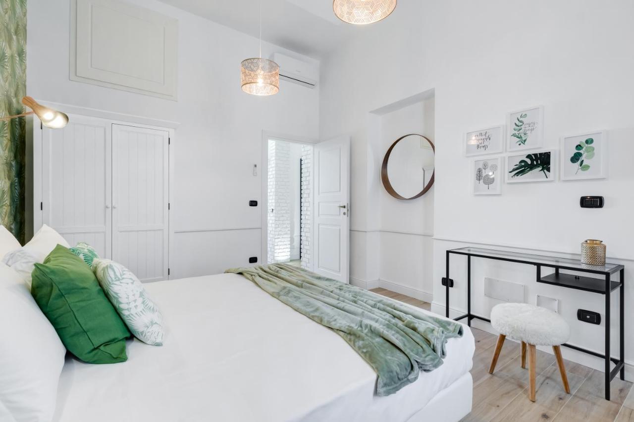 Bmga L Glam Industrial 3-Bed Apartment In Termini Rom Exterior foto