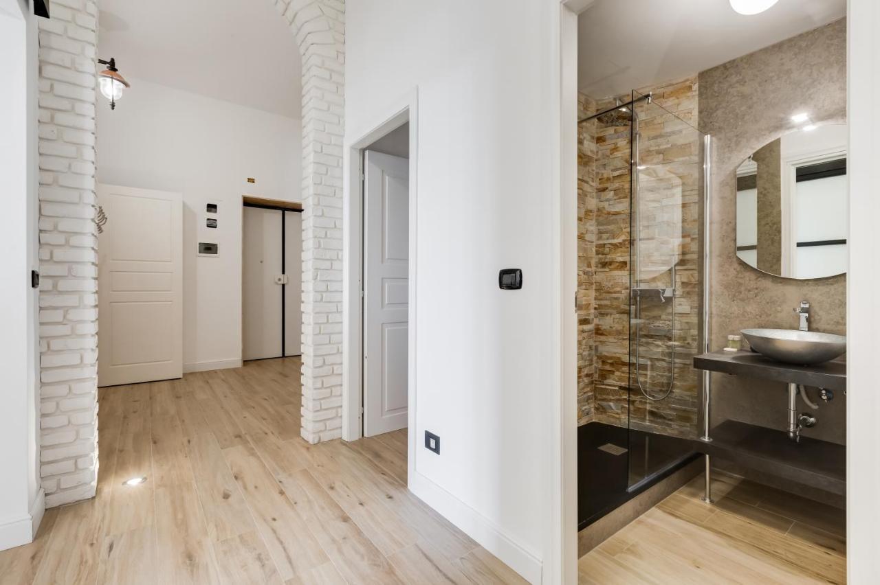 Bmga L Glam Industrial 3-Bed Apartment In Termini Rom Exterior foto