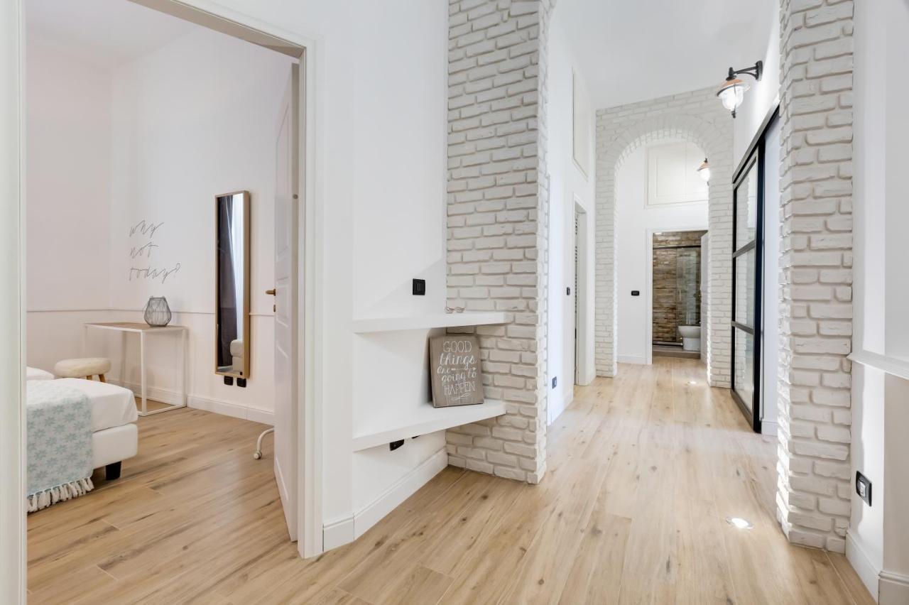 Bmga L Glam Industrial 3-Bed Apartment In Termini Rom Exterior foto