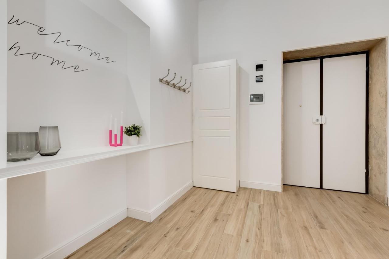 Bmga L Glam Industrial 3-Bed Apartment In Termini Rom Exterior foto