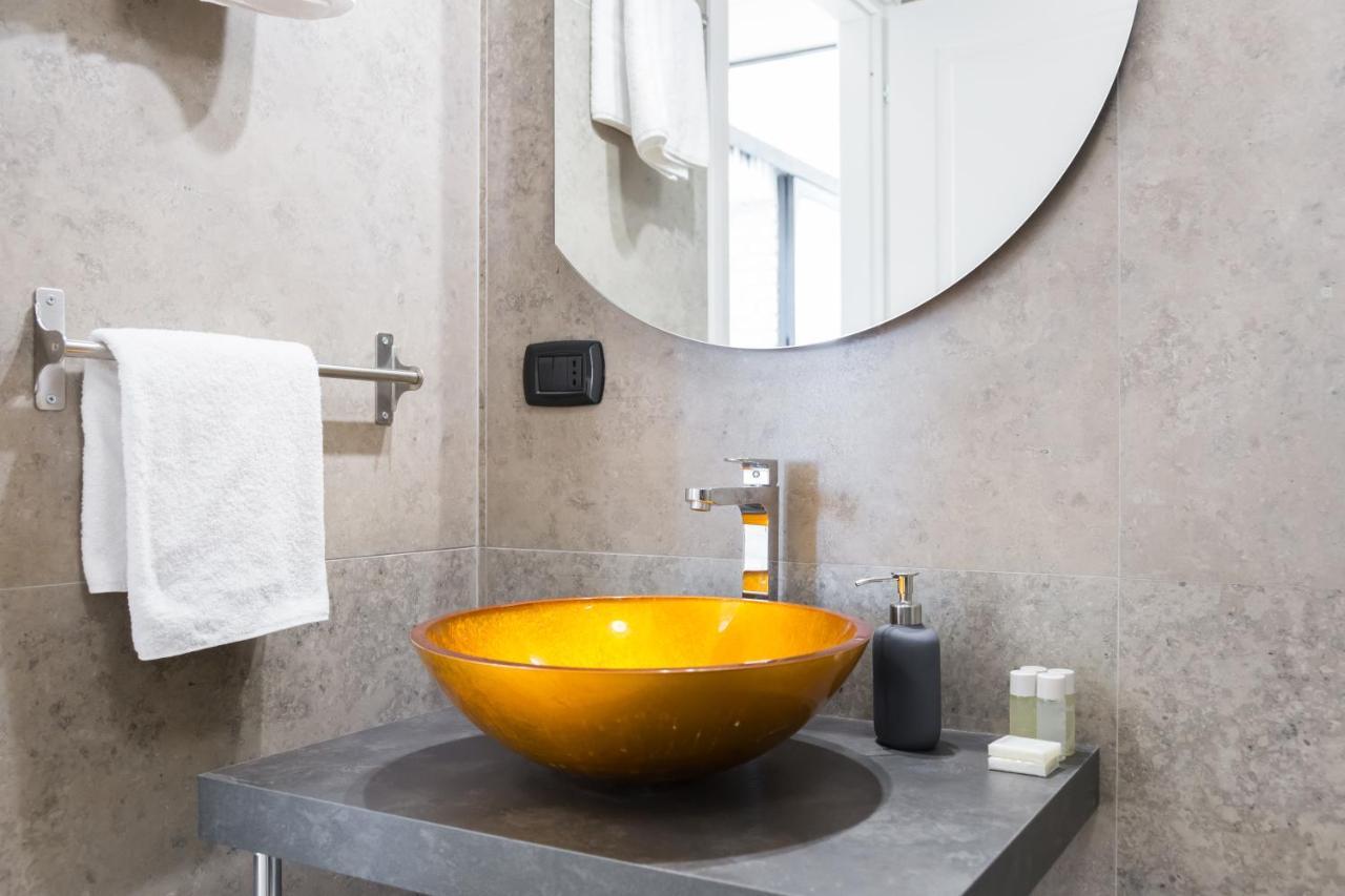 Bmga L Glam Industrial 3-Bed Apartment In Termini Rom Exterior foto